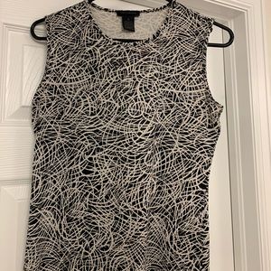 Black and white sleeveless shirt